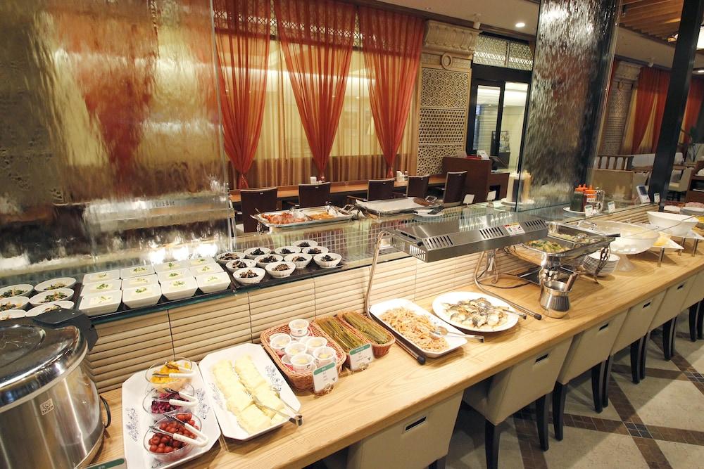 Hearton Kita Umeda Hotel Ōsaka